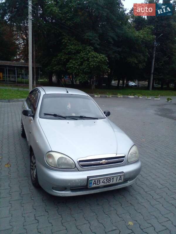 Седан Daewoo Lanos 2004 в 