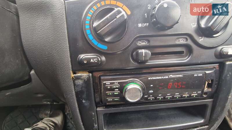 Седан Daewoo Lanos 1998 в Бучаче