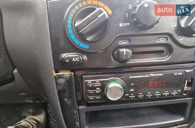 Седан Daewoo Lanos 1998 в 