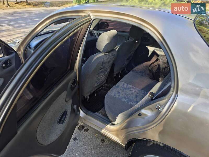 Седан Daewoo Lanos 2008 в Желтых Водах