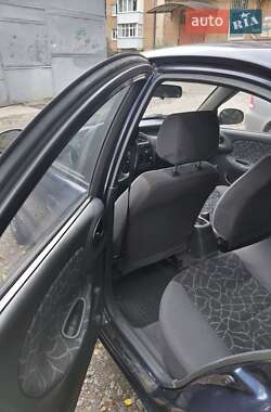 Седан Daewoo Lanos 2002 в 