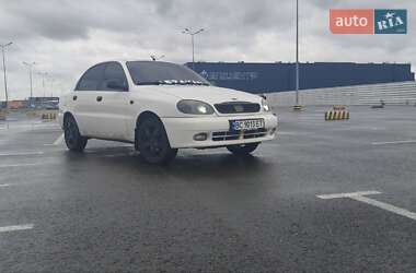 Седан Daewoo Lanos 2003 в Львове