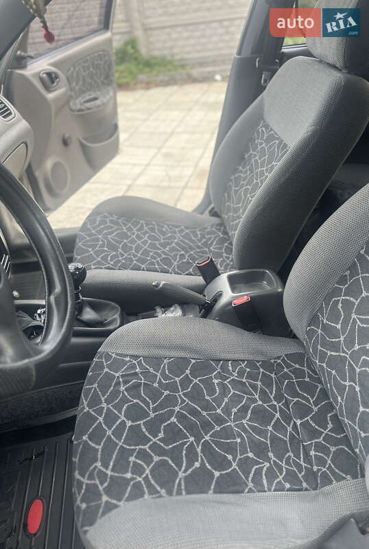 Седан Daewoo Lanos 2003 в Каменском