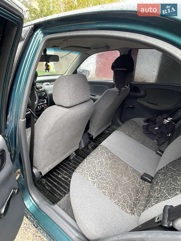 Седан Daewoo Lanos 2005 в Каменец-Подольском