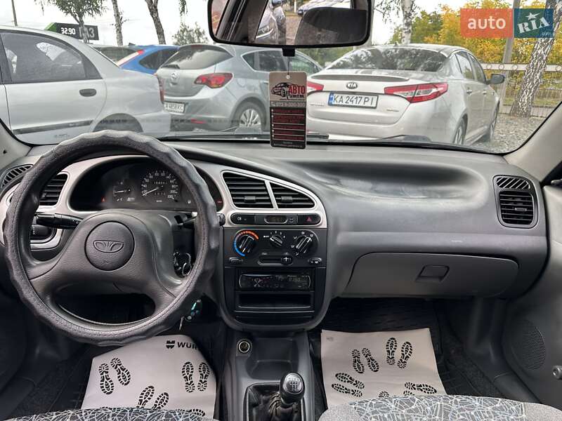 Седан Daewoo Lanos 2010 в Смеле