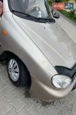 Седан Daewoo Lanos 2004 в 