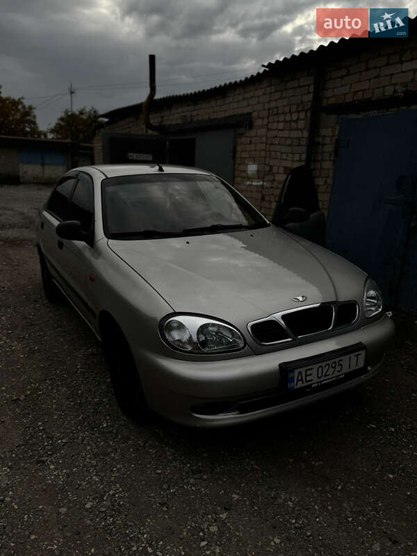 Седан Daewoo Lanos 2003 в Кривом Роге