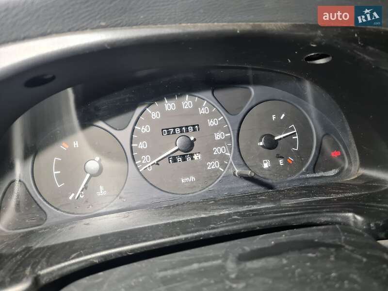Седан Daewoo Lanos 2006 в Сумах