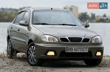 Седан Daewoo Lanos 2003 в Дніпрі