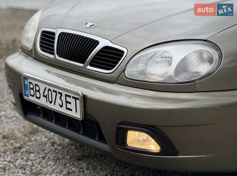 Седан Daewoo Lanos 2003 в Днепре