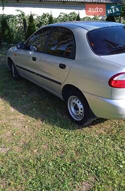 Седан Daewoo Lanos 2006 в Дубні