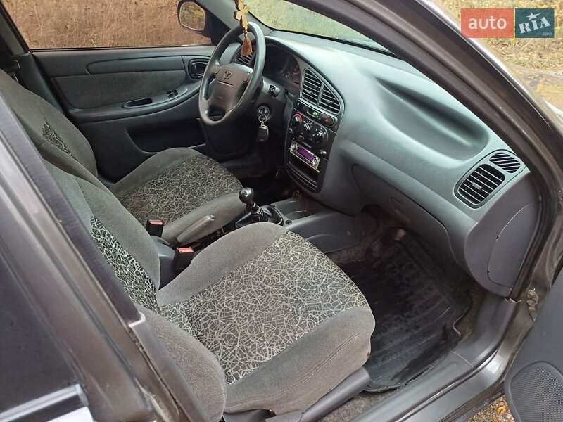 Седан Daewoo Lanos 2012 в Первомайске
