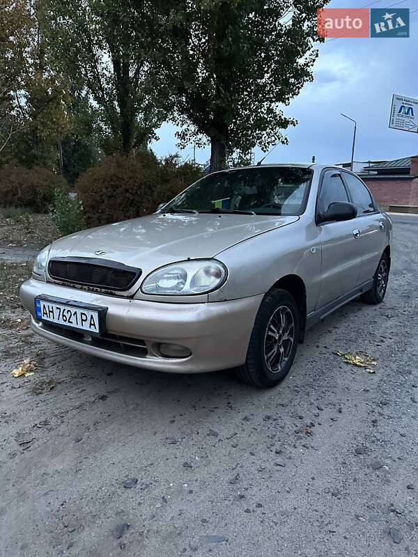 Седан Daewoo Lanos 2004 в Горишних Плавнях
