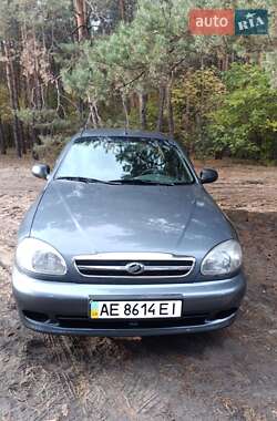 Седан Daewoo Lanos 2010 в Каменском
