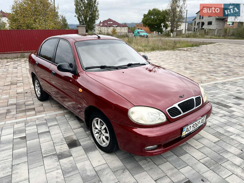 Седан Daewoo Lanos 2006 в Тячеві