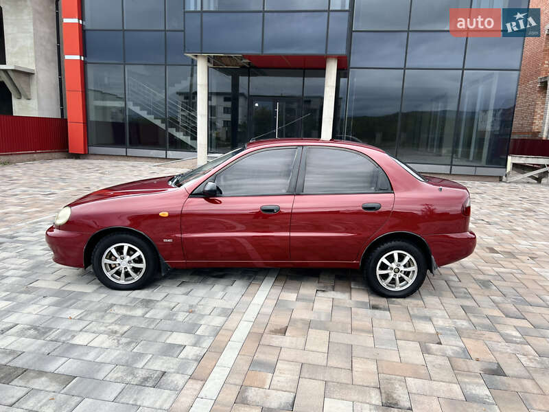 Седан Daewoo Lanos 2006 в Тячеві