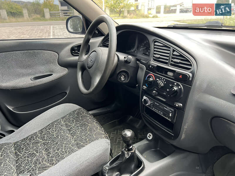 Седан Daewoo Lanos 2006 в Тячеві