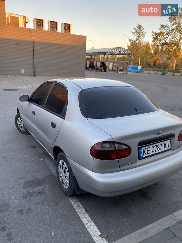 Седан Daewoo Lanos 2004 в Днепре