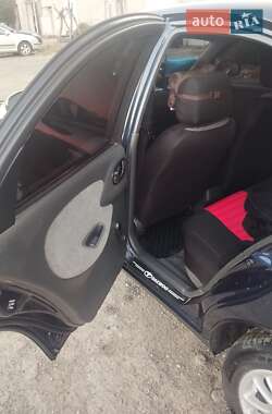 Седан Daewoo Lanos 2004 в 