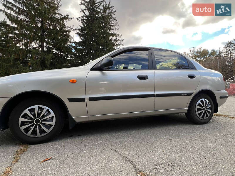 Седан Daewoo Lanos 2006 в Соленом