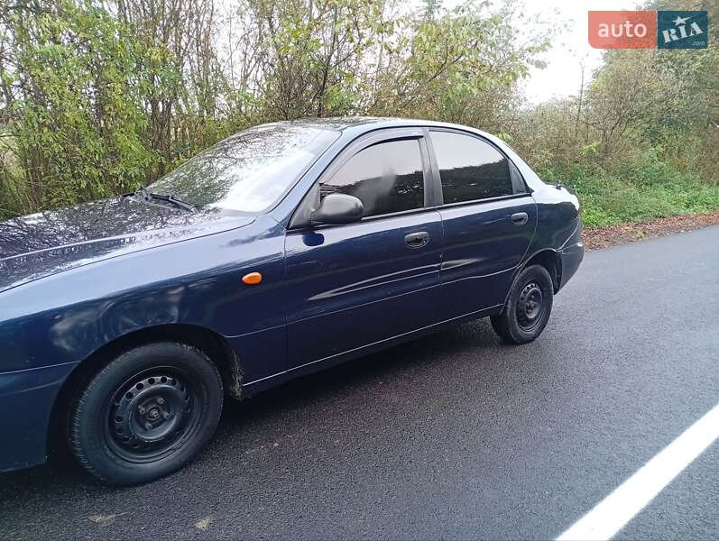 Седан Daewoo Lanos 2002 в Львове фото 3 Седан Daewoo Lanos 2002 в Львове