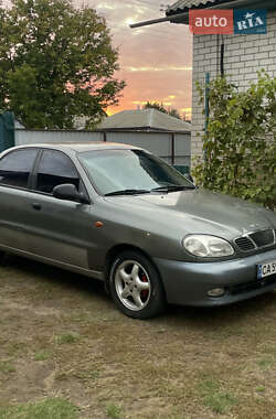 Седан Daewoo Lanos 2002 в Черкасах
