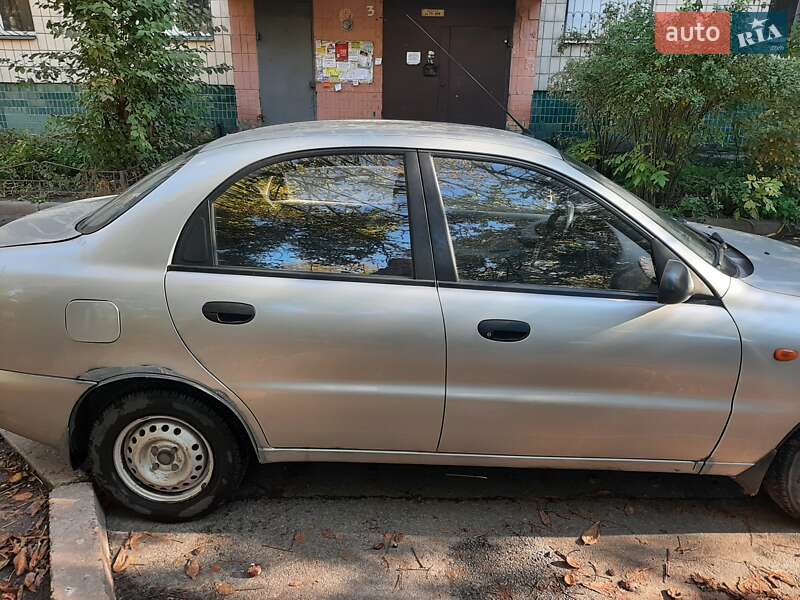 Седан Daewoo Lanos 2004 в Києві