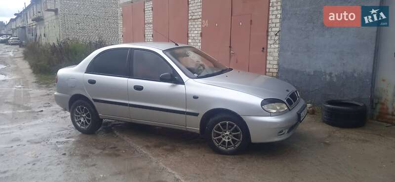 Седан Daewoo Lanos 2008 в Киеве
