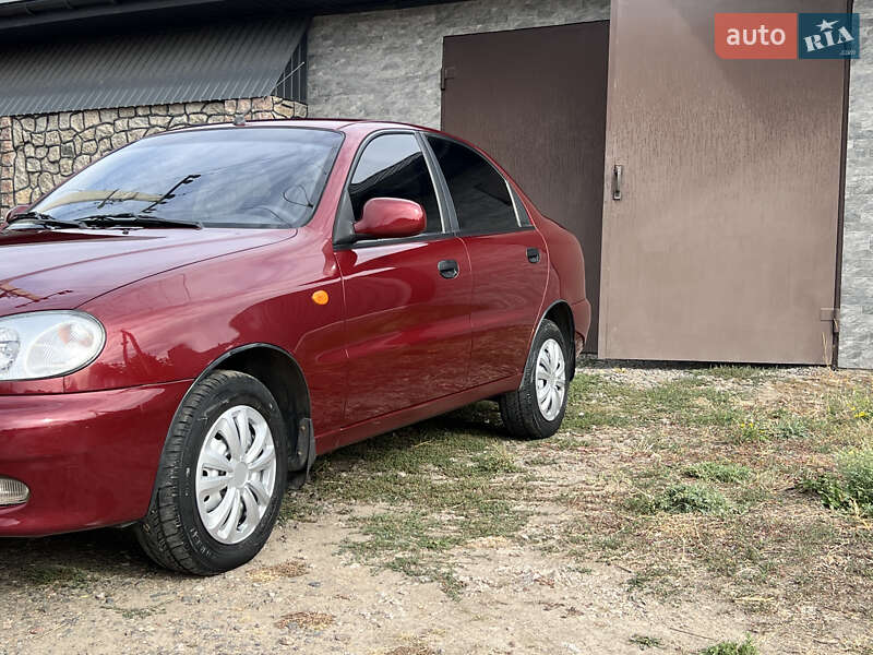 Седан Daewoo Lanos 2012 в Первомайську