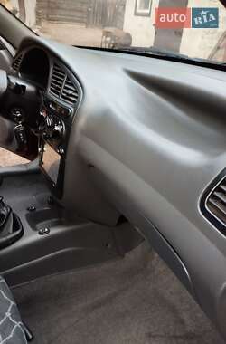 Седан Daewoo Lanos 2002 в 