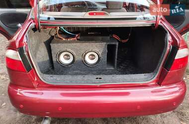 Седан Daewoo Lanos 2002 в 