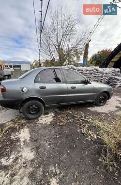 Седан Daewoo Lanos 1998 в 