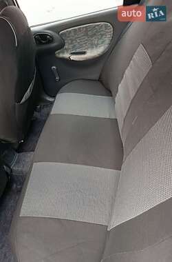 Седан Daewoo Lanos 1998 в 