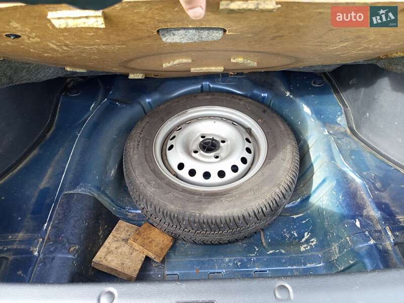 Седан Daewoo Lanos 2005 в Києві
