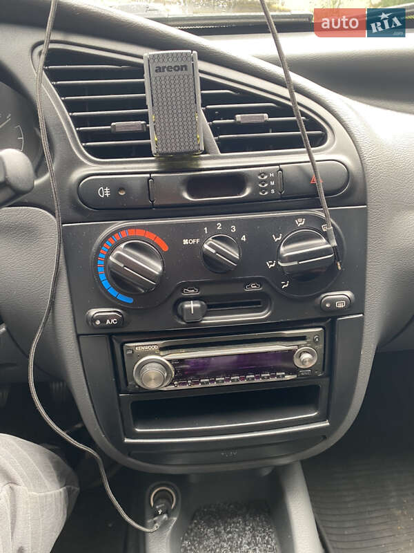Седан Daewoo Lanos 2006 в Луцке