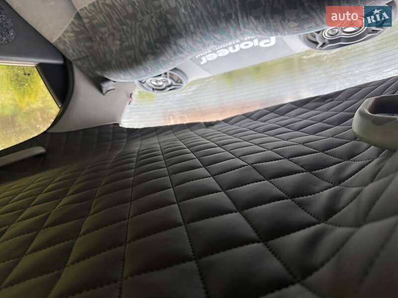 Седан Daewoo Lanos 1998 в Львові фото 16 Седан Daewoo Lanos 1998 в Львові