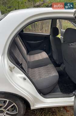Седан Daewoo Lanos 2014 в 
