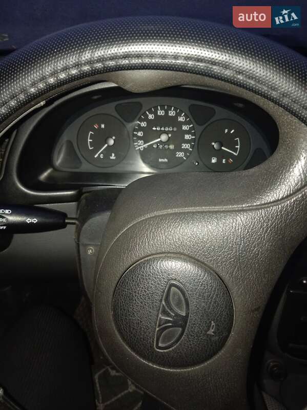 Седан Daewoo Lanos 2004 в Конотопі