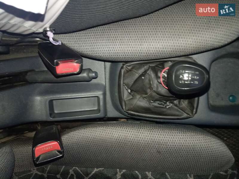 Седан Daewoo Lanos 2004 в Конотопі