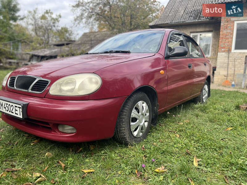 Седан Daewoo Lanos 2000 в Житомирі