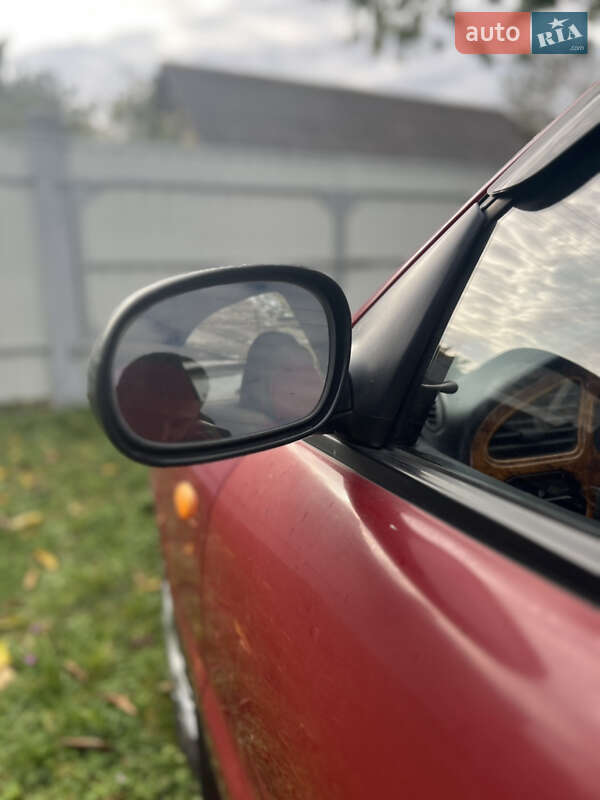 Седан Daewoo Lanos 2000 в Житомирі