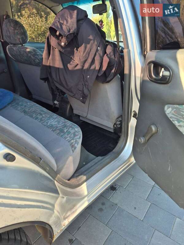 Седан Daewoo Lanos 1998 в Павлограді фото 12 Седан Daewoo Lanos 1998 в Павлограді