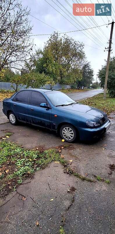 Седан Daewoo Lanos 2003 в  фото Седан Daewoo Lanos 2003 в