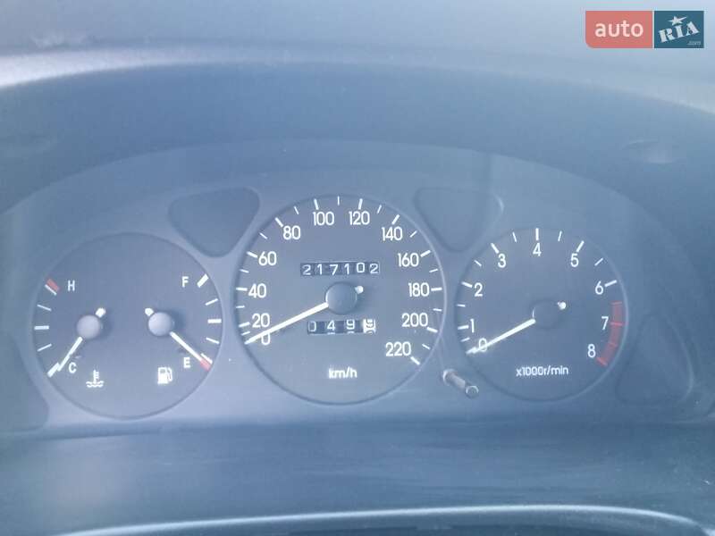 Седан Daewoo Lanos 2004 в Кам'янському