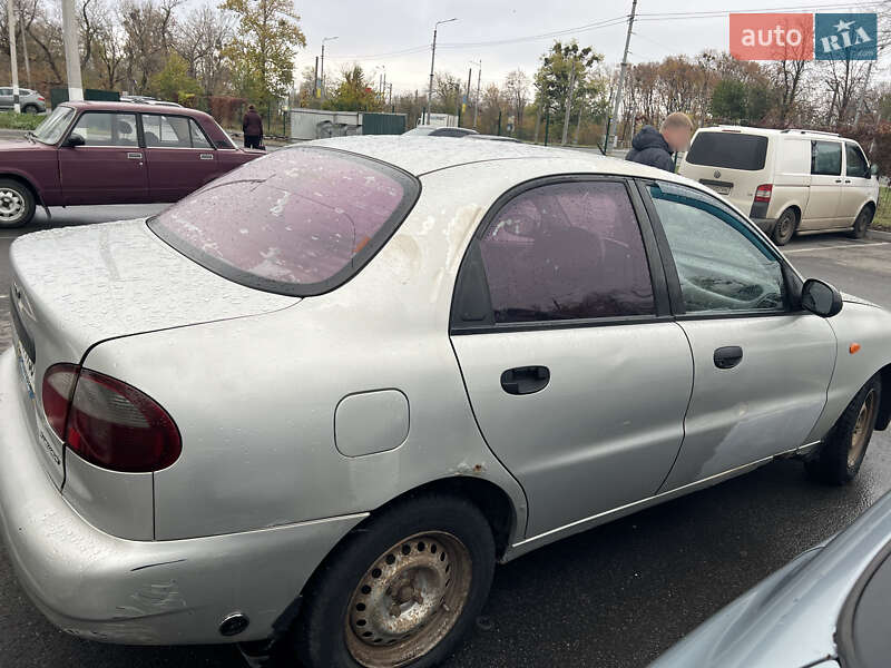 Седан Daewoo Lanos 2004 в Харкові