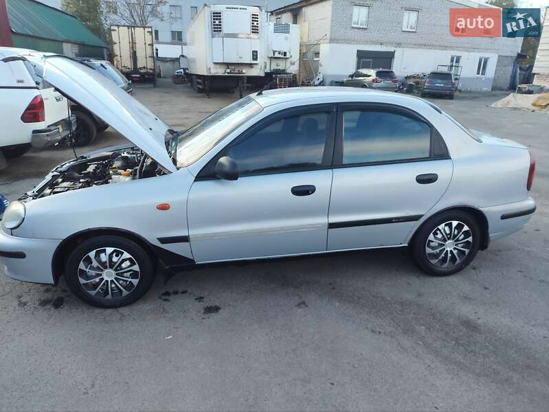 Седан Daewoo Lanos 2011 в Дніпрі