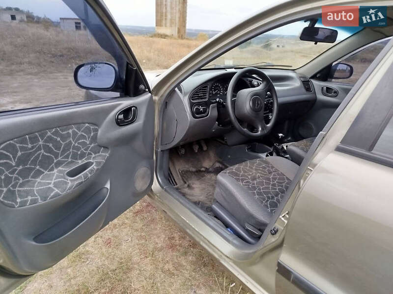 Седан Daewoo Lanos 2004 в Богодухіву фото 3 Седан Daewoo Lanos 2004 в Богодухіву