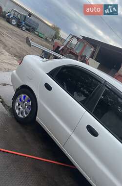 Седан Daewoo Lanos 2008 в Николаеве