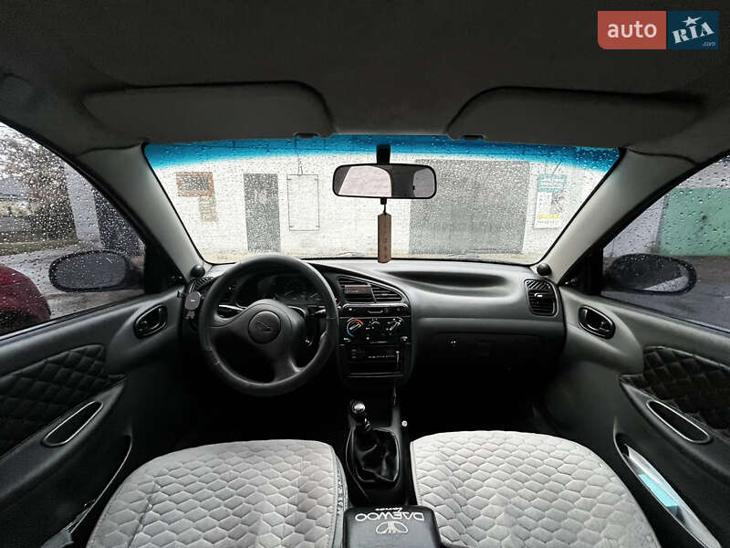 Седан Daewoo Lanos 1998 в Золотоноше