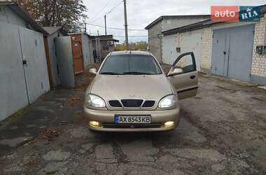 Седан Daewoo Lanos 2004 в Харькове